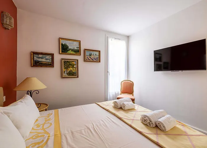 Splendid Flat In The Heart Of With Pa * Saint-Tropez