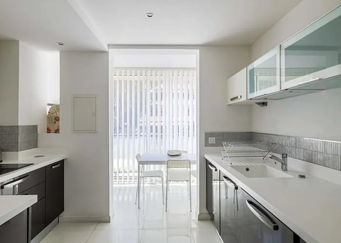 Splendid Flat In The Heart Of With Pa Apartamento